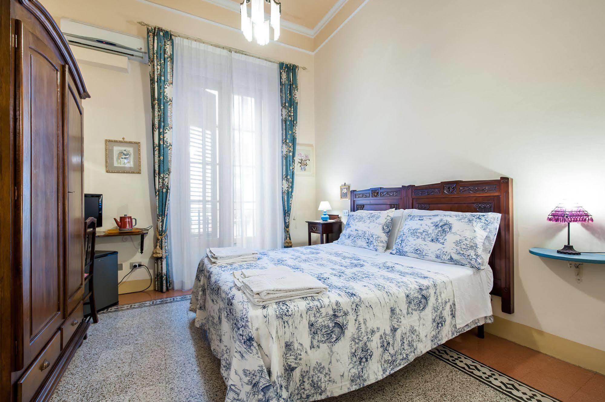 La Casa Di Zoe - Locazioni Turistiche Palermo Exterior foto